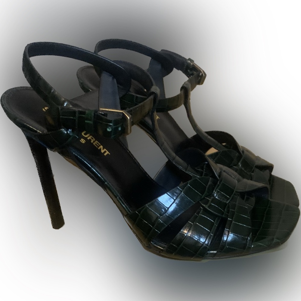 Auth TRIBUTE 105 CROC-EMBOSSED LEATHER SANDAL